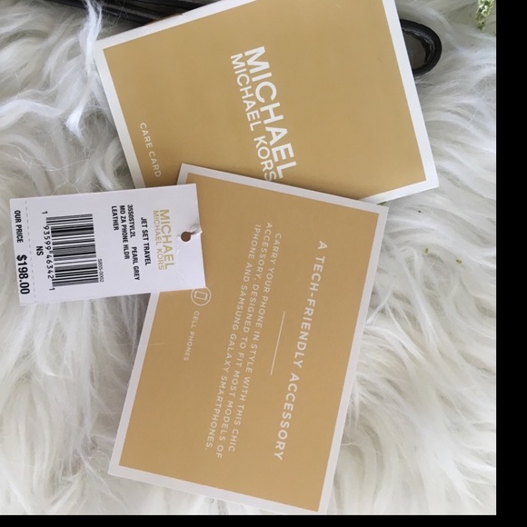 Final sale ✨Michael Kors jet set phone holder wallet wristlet - Picture 9 of 16